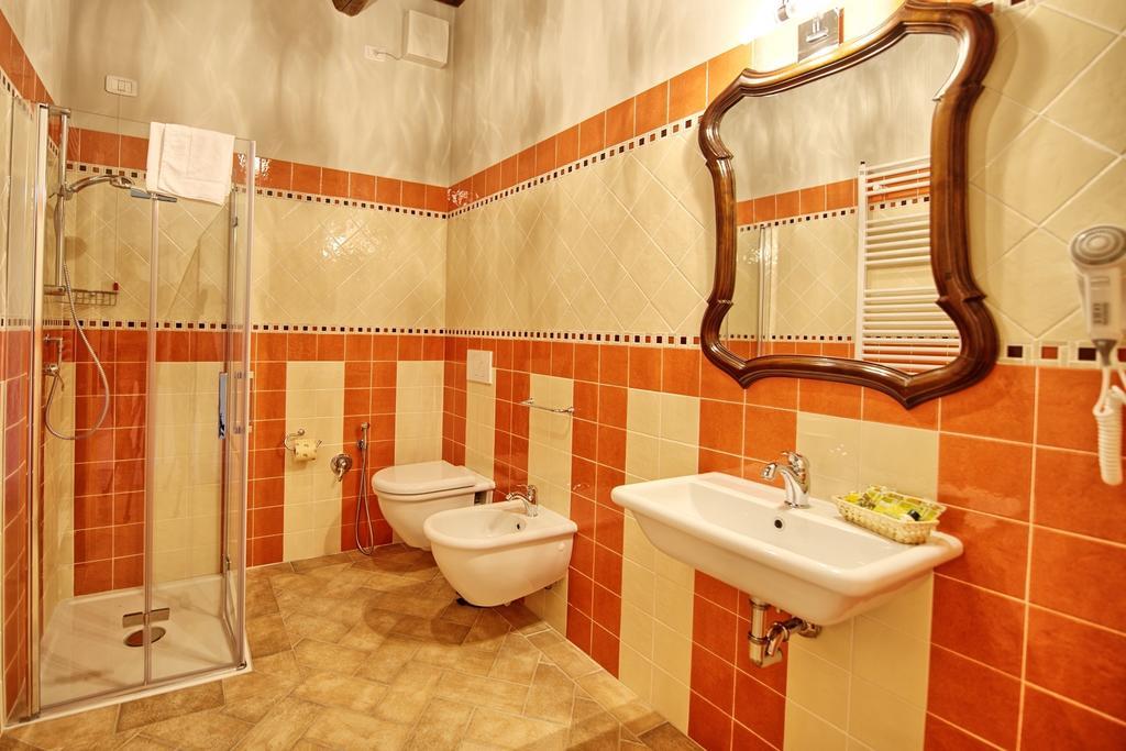 Romina By Posarellivillas Valiano Kamer foto